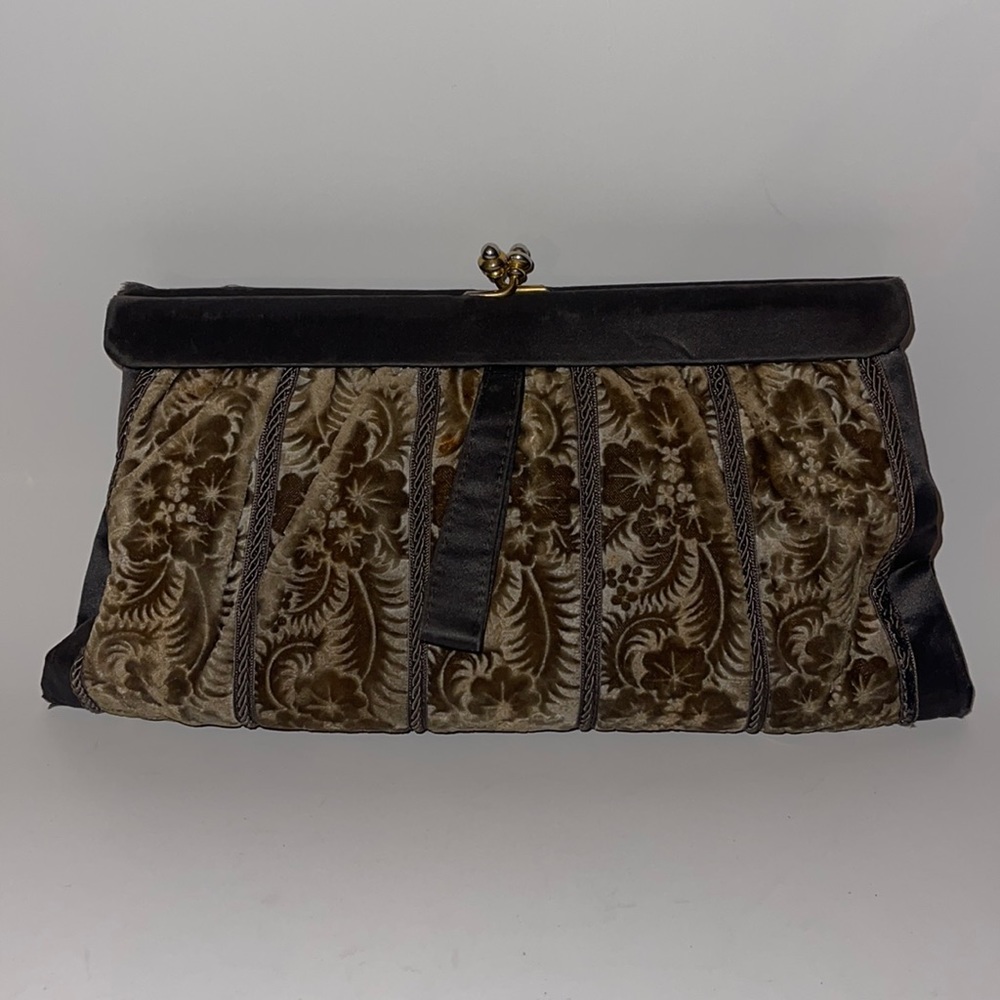 GUCCI. Vintage 1930’s Velvet evening bag.